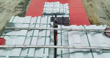 武威 芝麻白仿形加直形路沿石出货日常