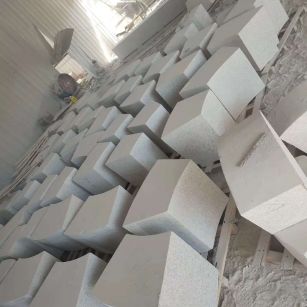 武威 白麻花岗岩异形坐凳