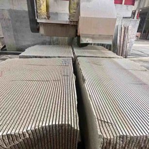 武威 车间生产日常，黄金麻白麻花岗岩