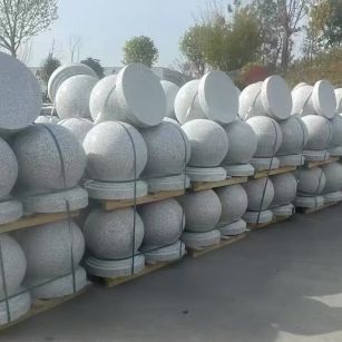 武威 白麻花岗岩石材圆球，石球，挡车球，隔离球，景观石球，风水球等
