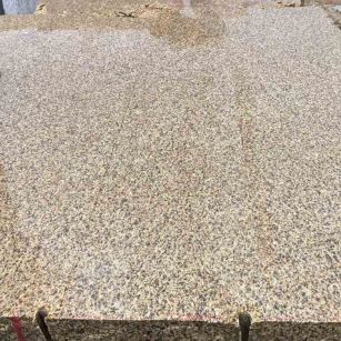 武威 黄金麻花岗岩石材方料