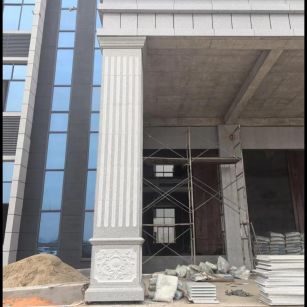 武威 芝麻白光面花岗岩门楼大柱（罗马柱）配雕花底座