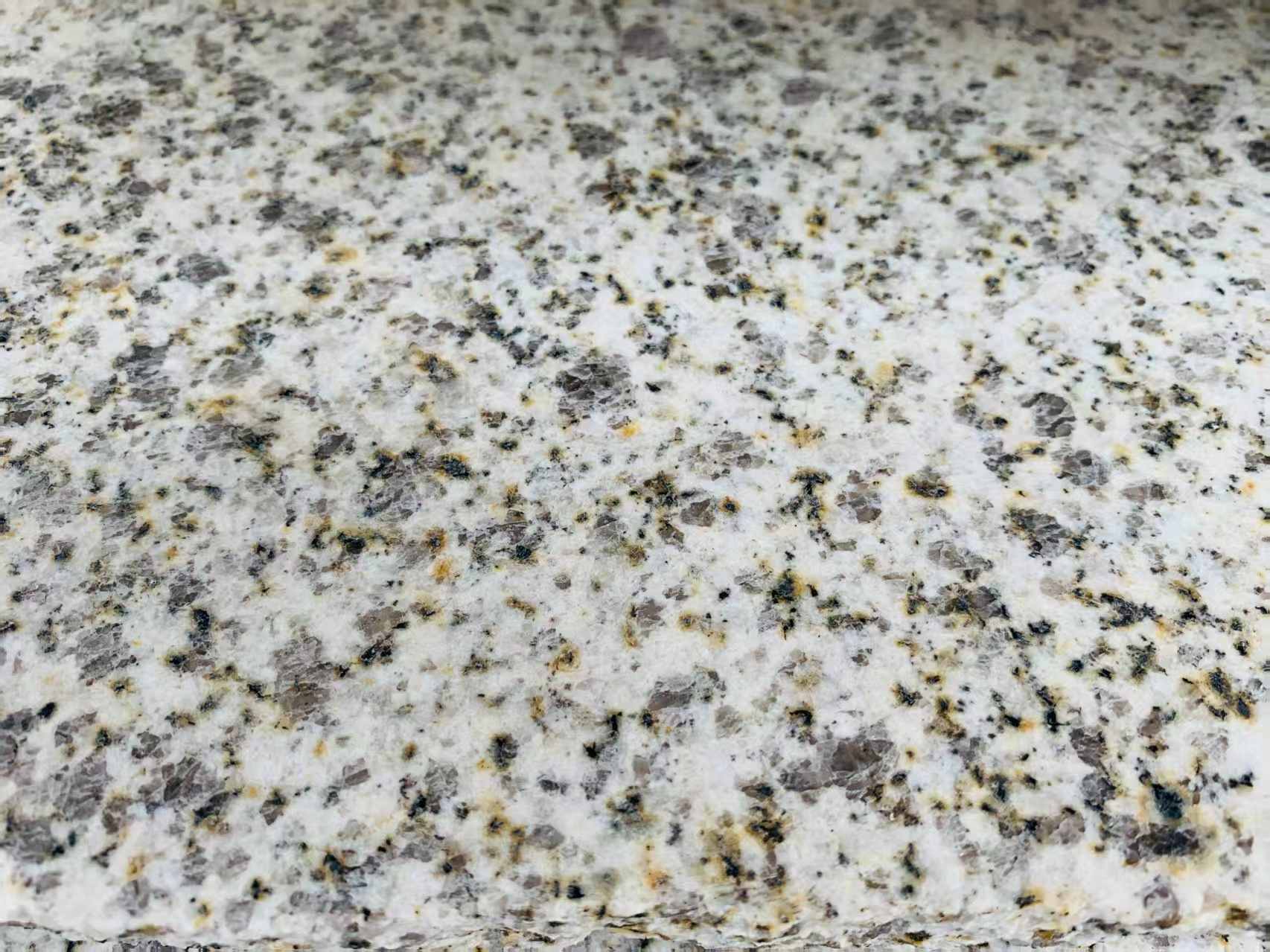 武威 黄金麻花岗岩石材浅黄光面