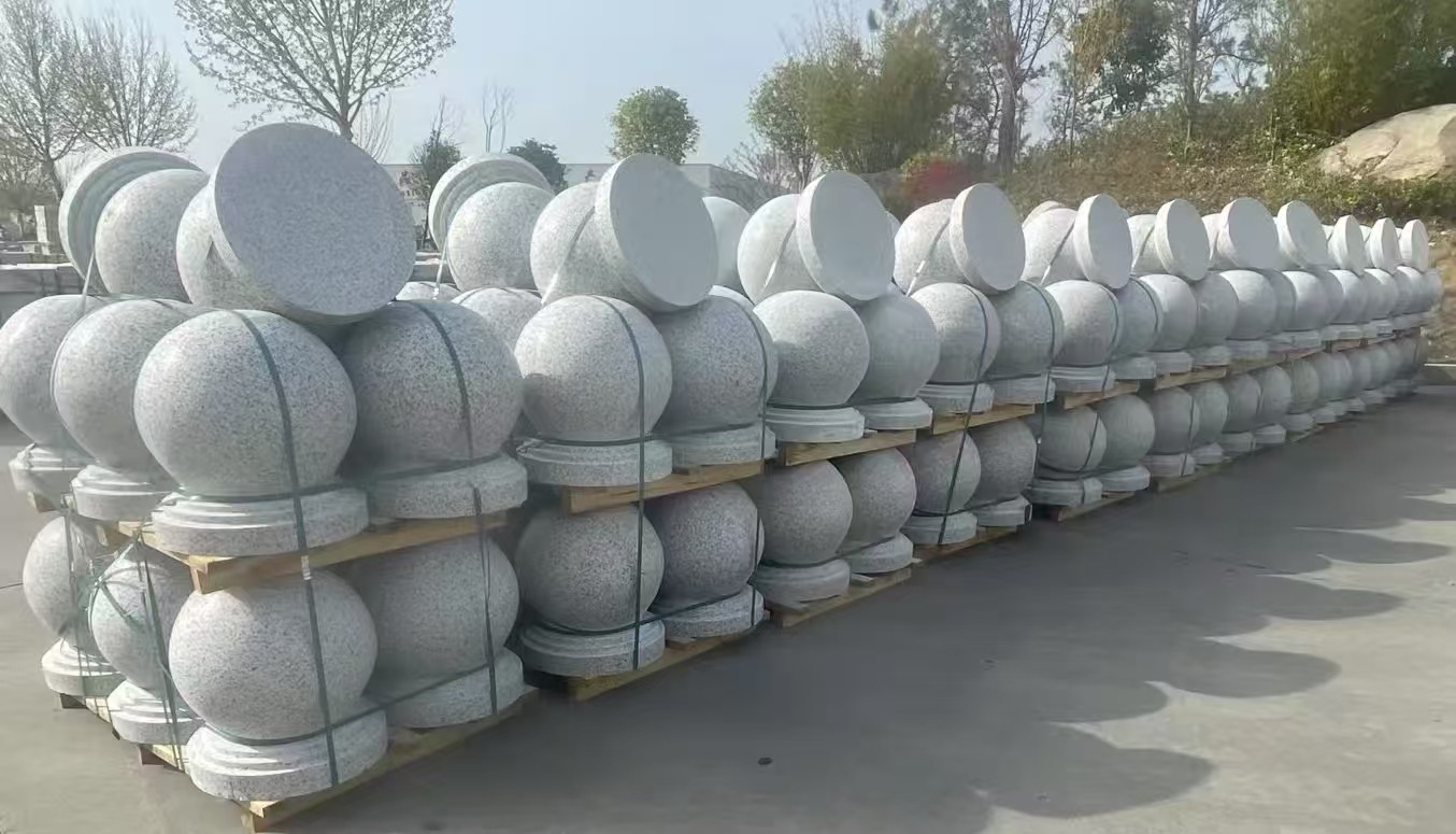 武威 白麻花岗岩石材圆球，石球，挡车球，隔离球，景观石球，风水球等