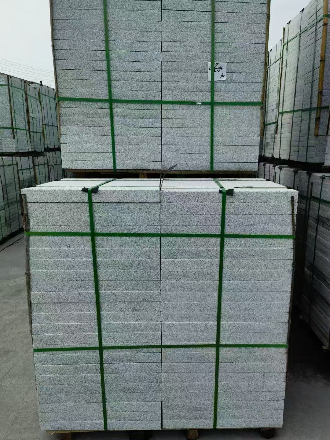 武威 芝麻白火烧，园林广场市政工程地铺石，1.8~5.0厚均有现货