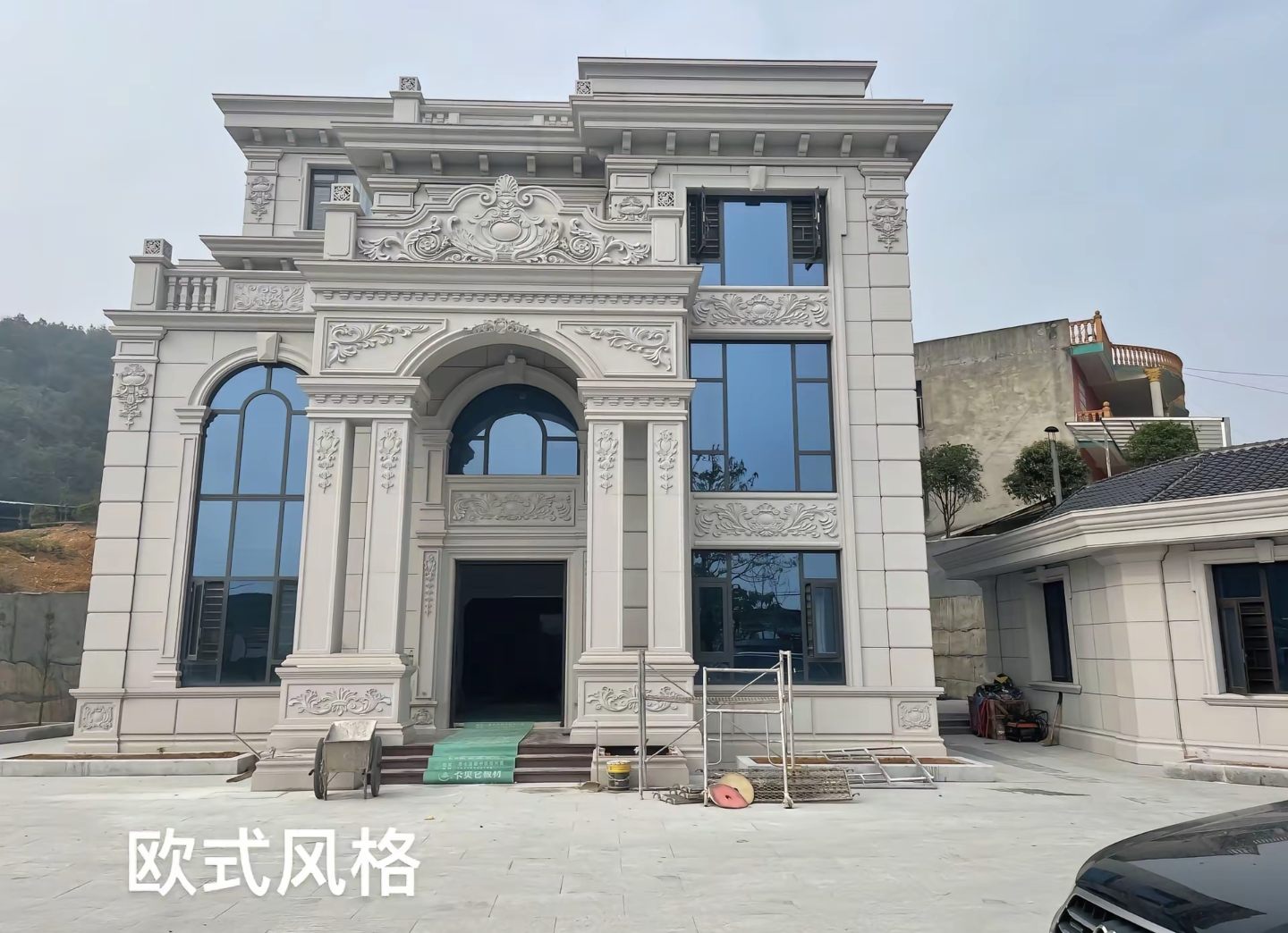 武威 白麻花岗岩别墅外墙干挂