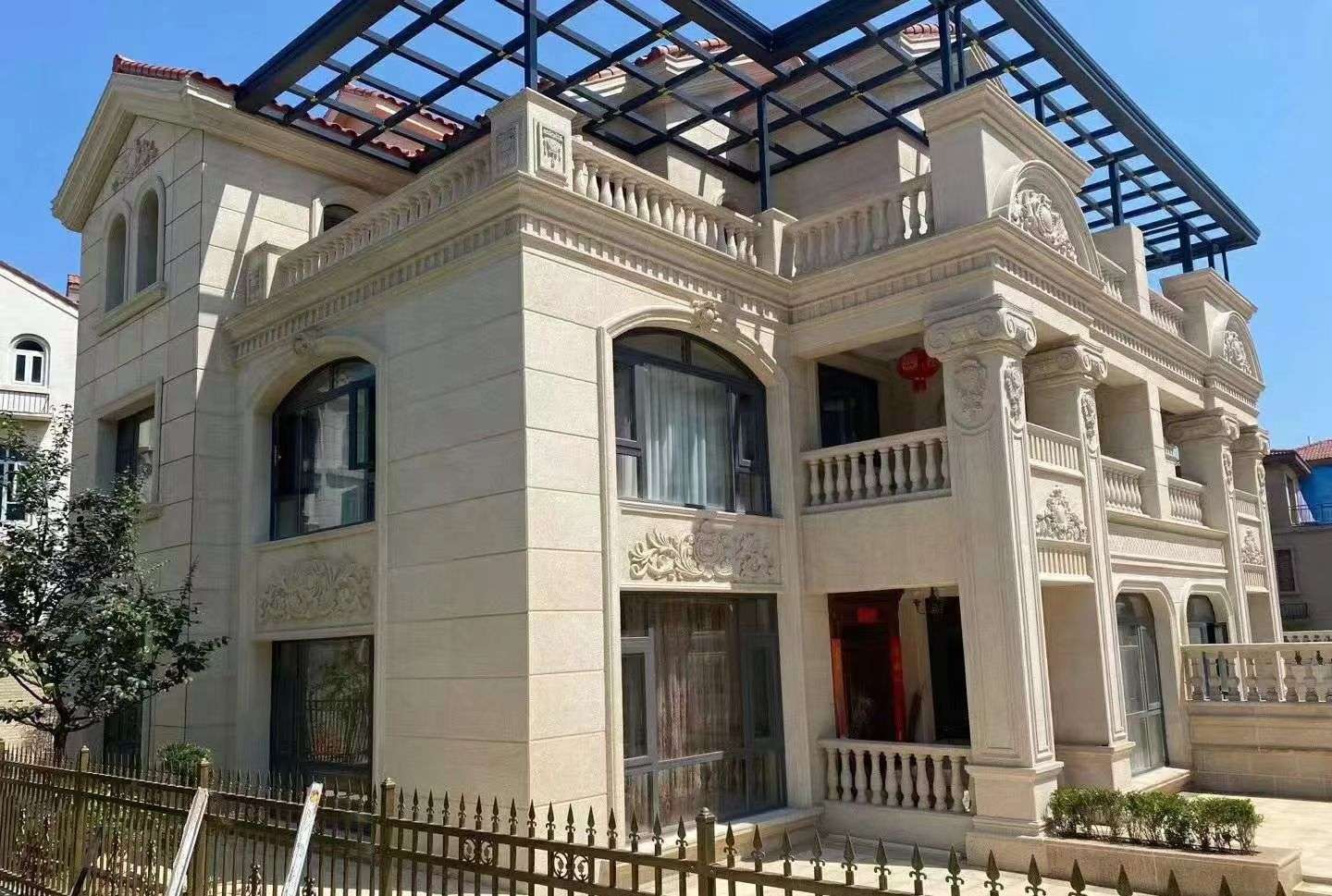 武威 黄金麻花岗岩荔枝面别墅外墙干挂