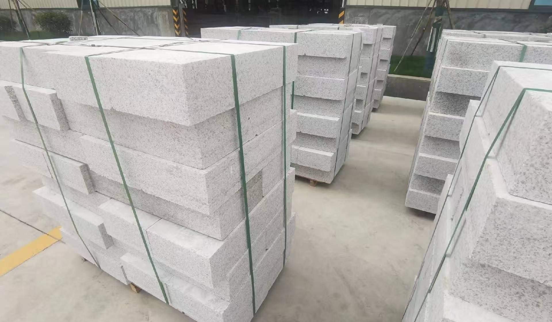 武威 白麻花岗岩路沿石，立缘石，平缘石，路牙石，道牙石，马路牙子等