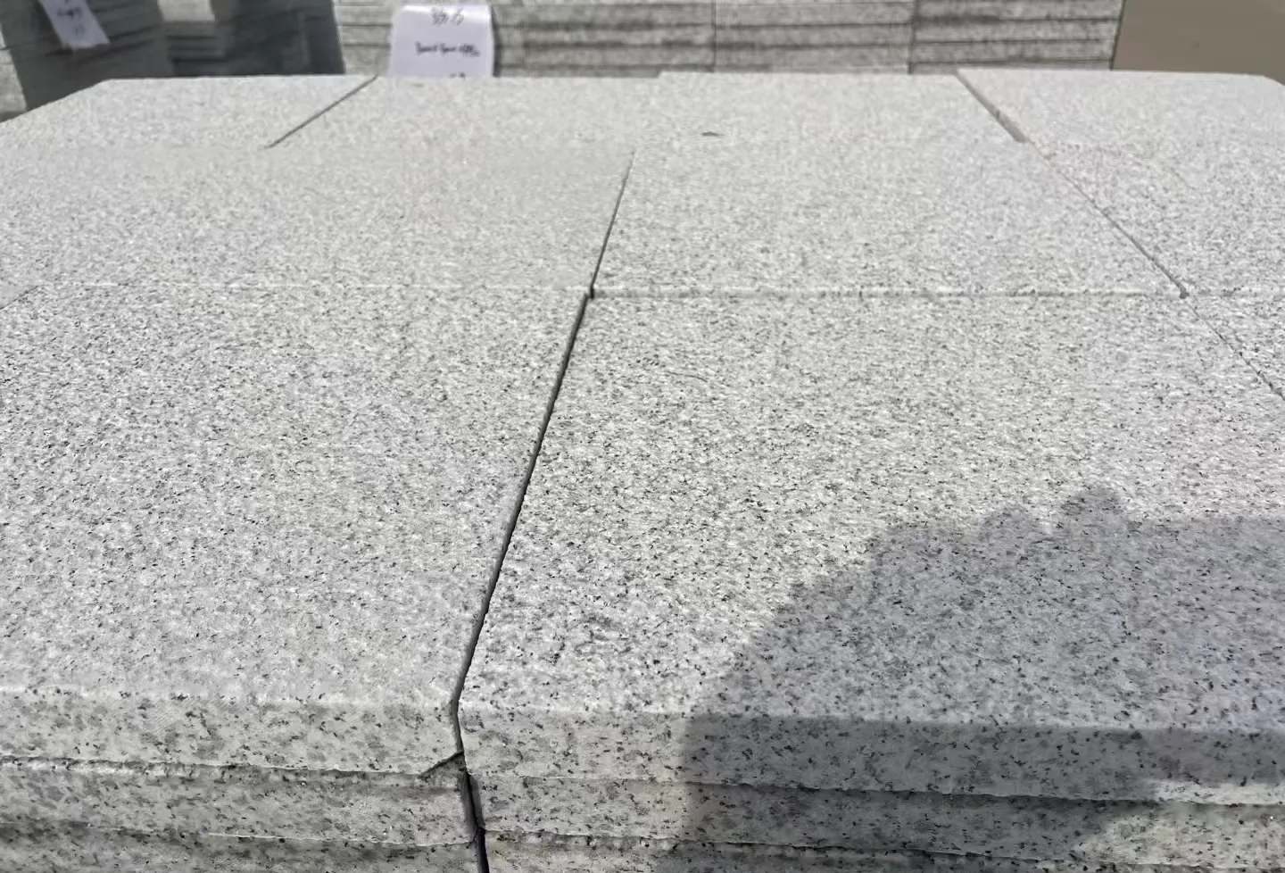 武威 白麻花岗岩石材推荐 荔枝面地铺石