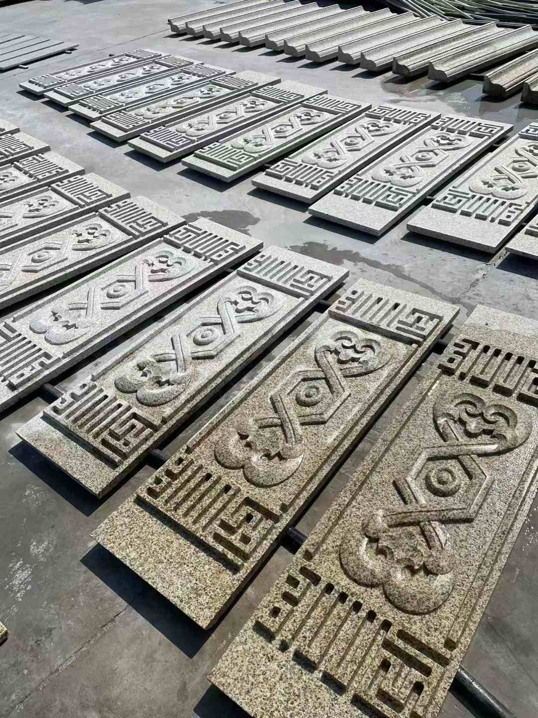 武威 黄金麻花岗岩外墙雕刻板