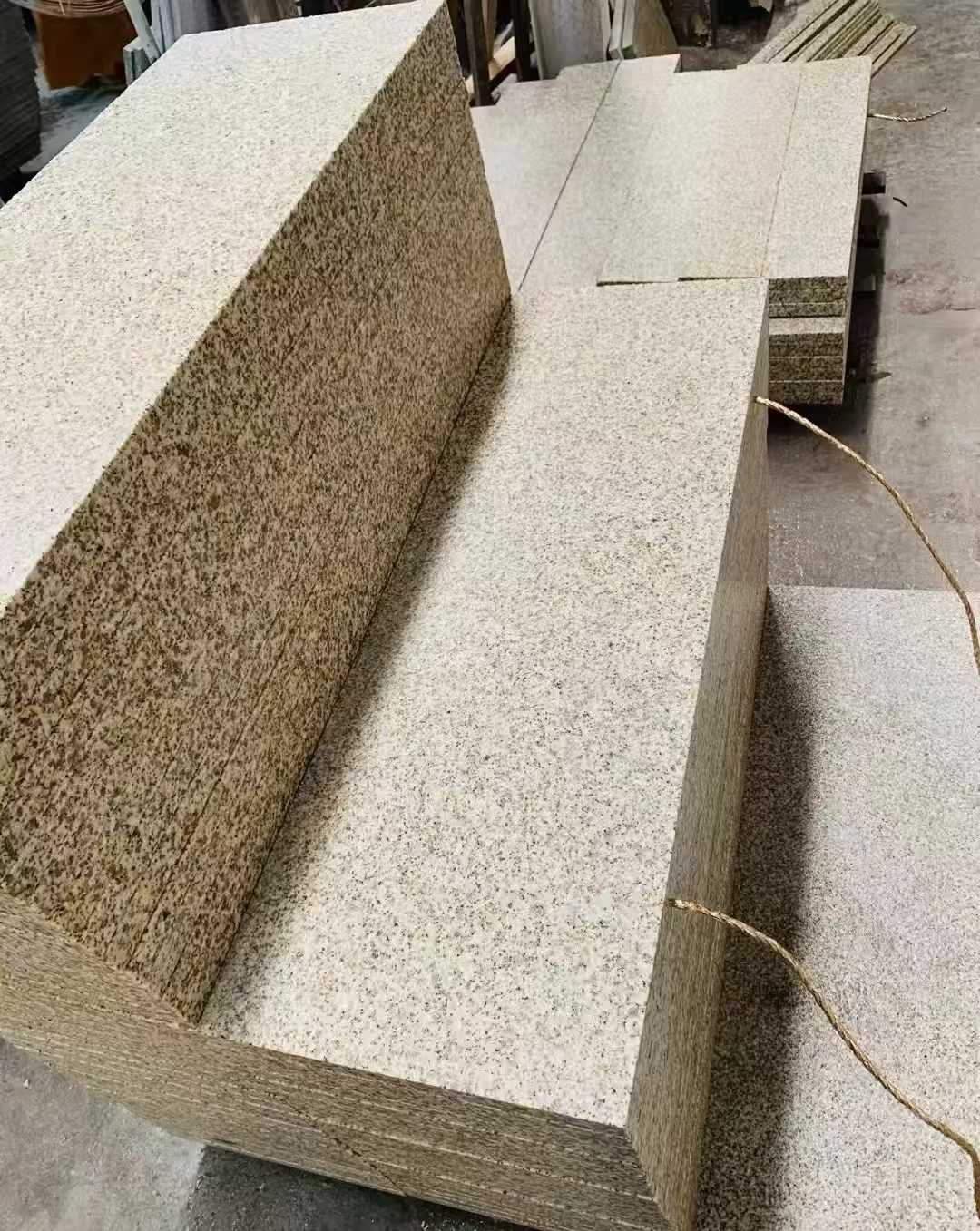 武威 黄金麻荔枝面外墙干挂成品