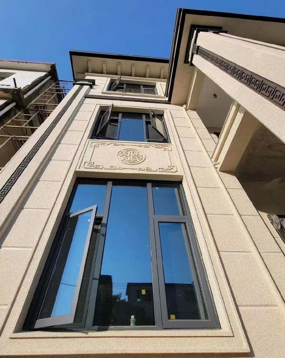 武威 黄金麻荔枝面别墅外墙干挂效果展示